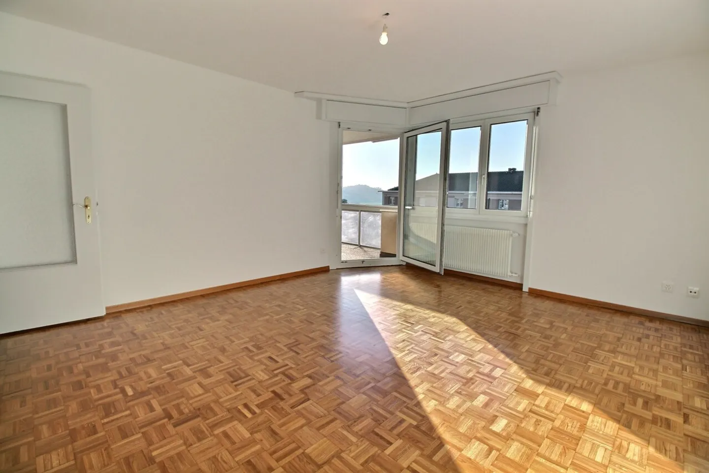 Bel appartement lumineux dans un bon emplacement - Photo 3 sur 9