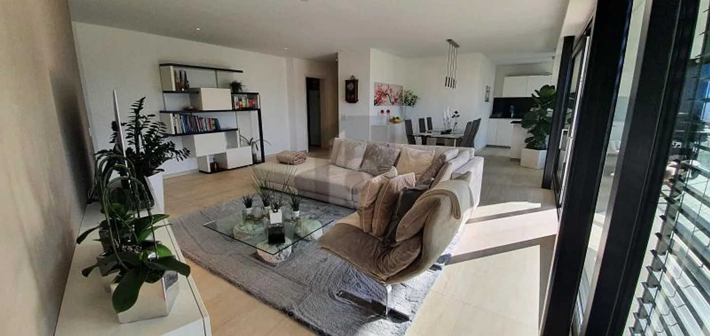 Nouvel Appartement avec Terrasse - Photo 3 sur 6