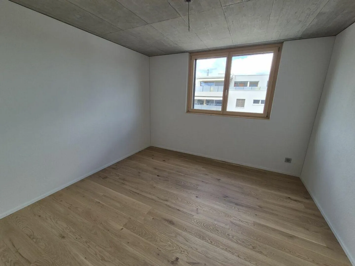 Neue 4.5 Zimmerwohnung mit Balkon - Foto 10 von 15