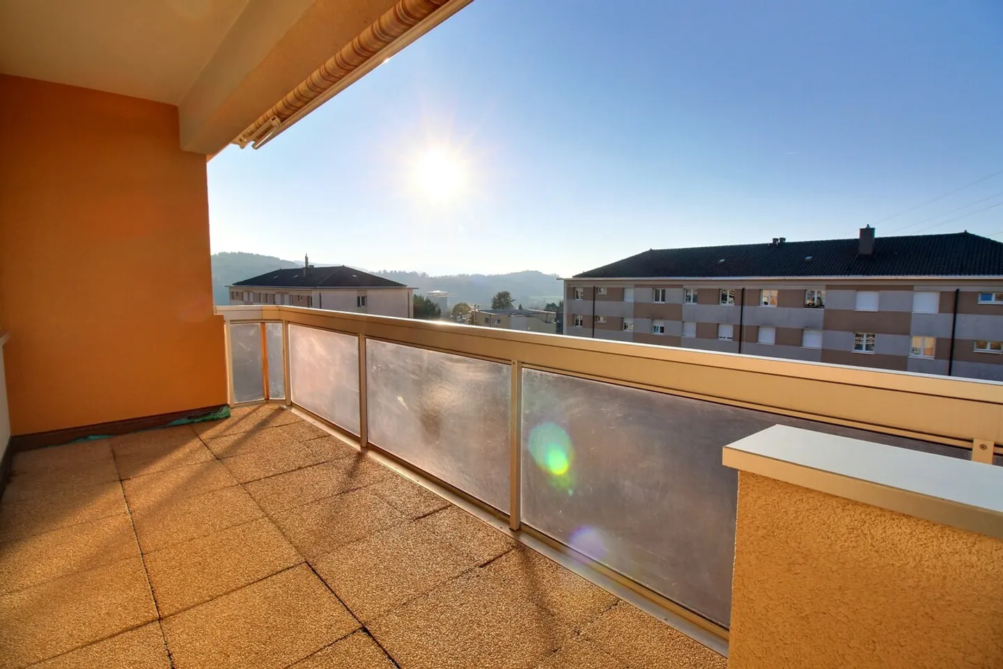 Bel appartement lumineux dans un bon emplacement - Photo 1 sur 9