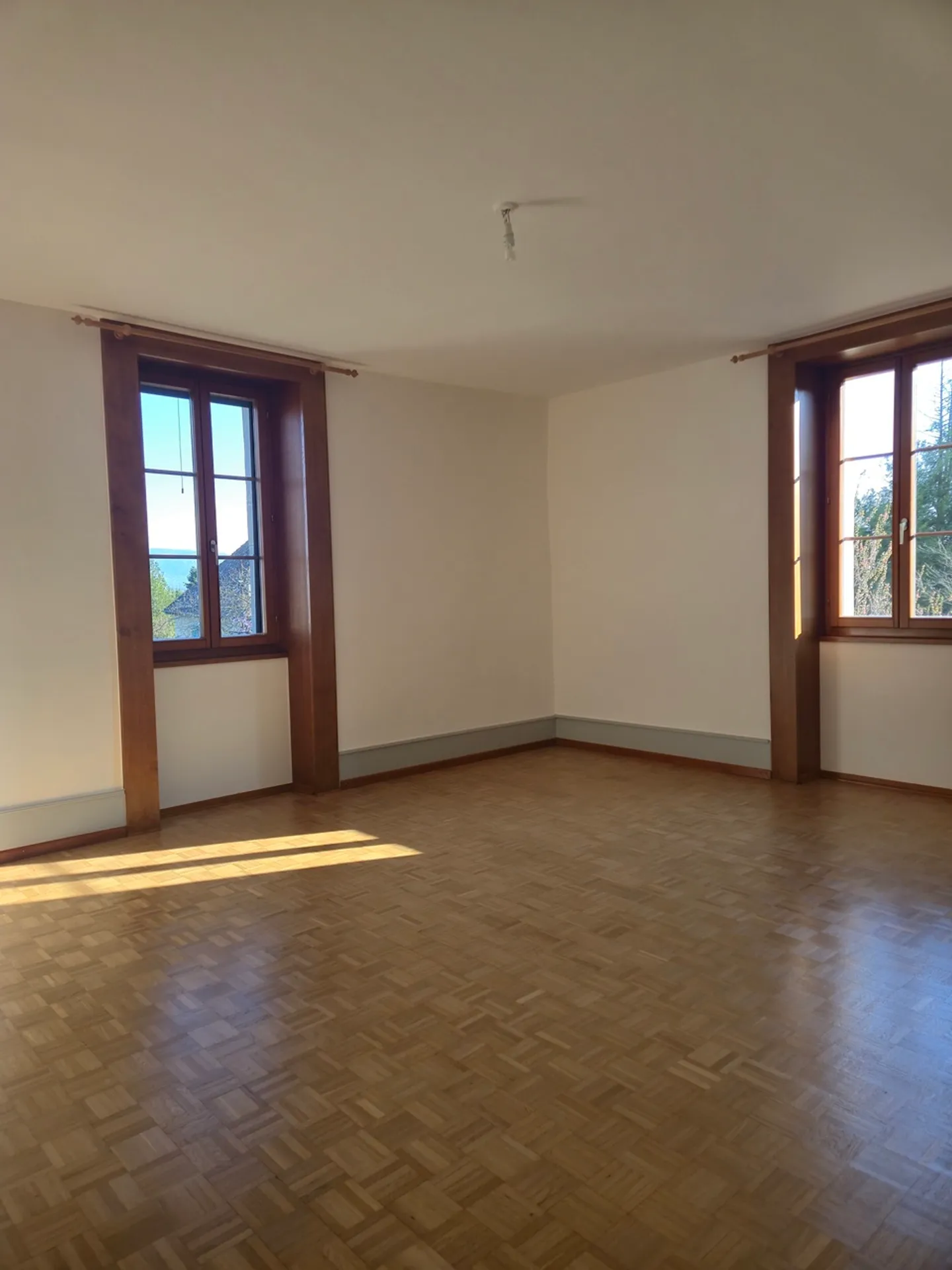 Village house with courtyard and terraces in Bourdigny - Photo 15 of 23