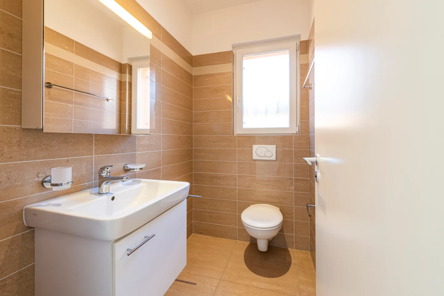 Charming Family Home in Vezia - Photo 16 of 17