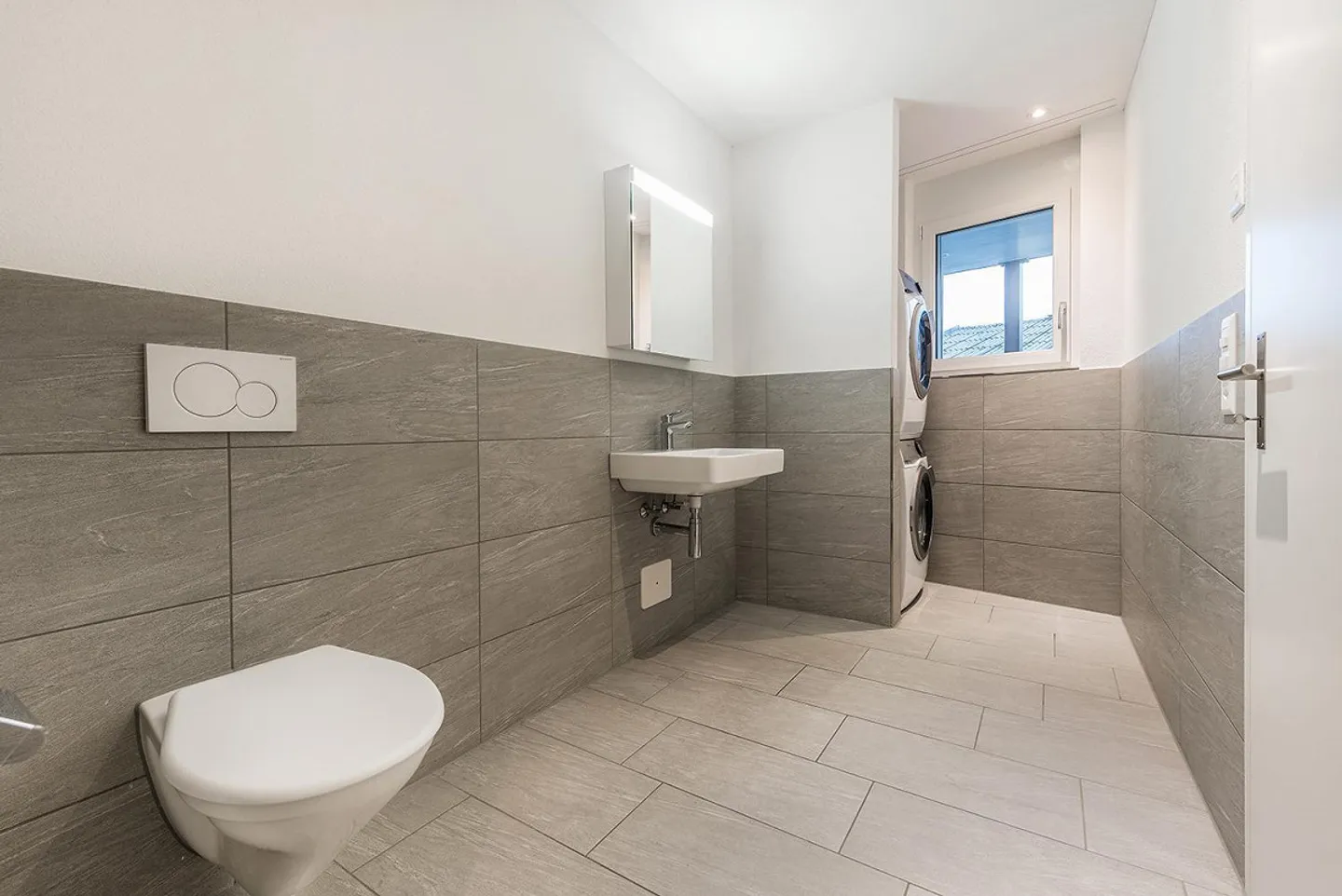 Appartement moderne de 2,5 pièces avec terrasse - Photo 5 sur 10