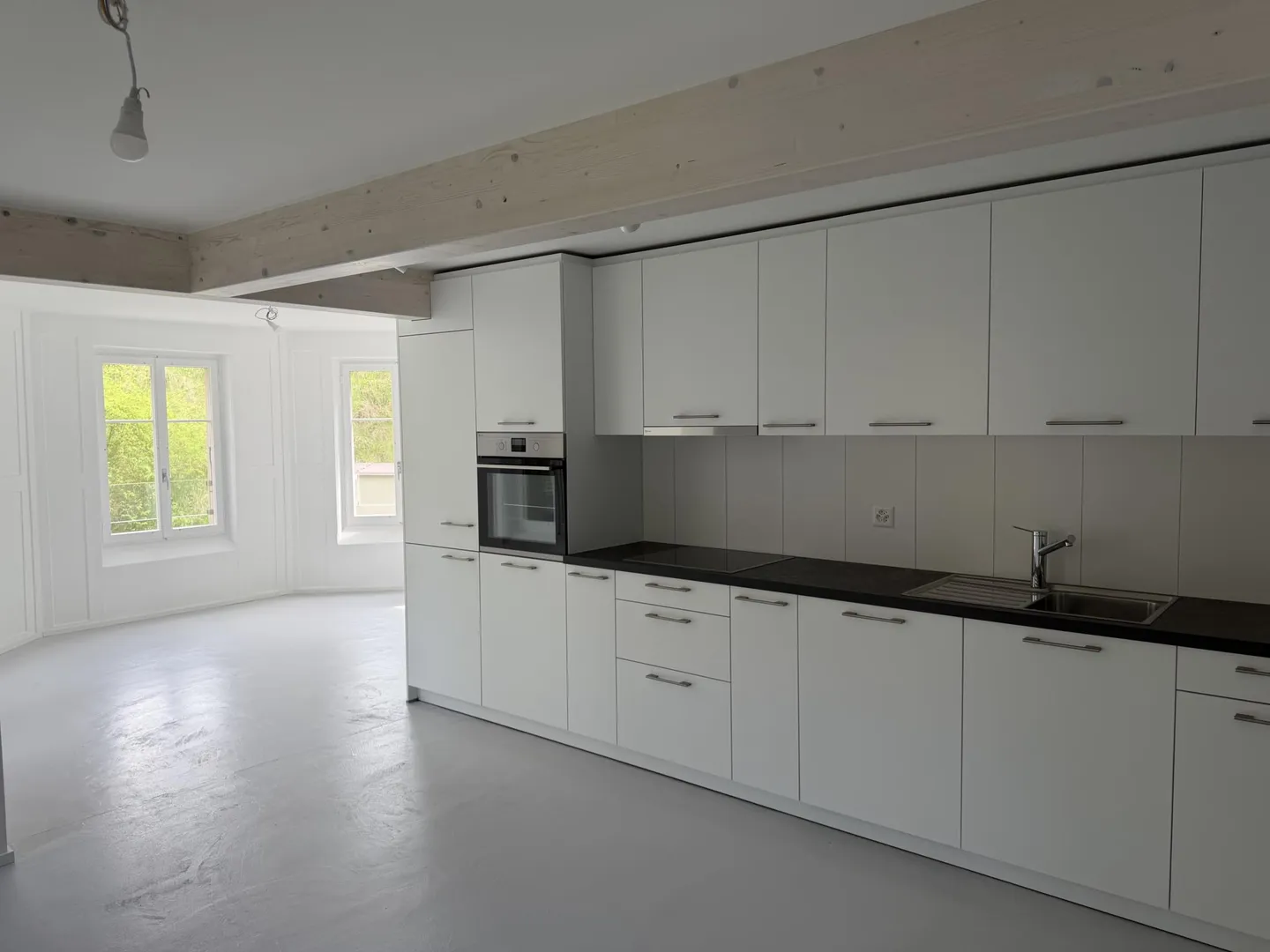 Incantevole appartamento di 3.5 locali a due passi dal lago - Foto 3 di 9