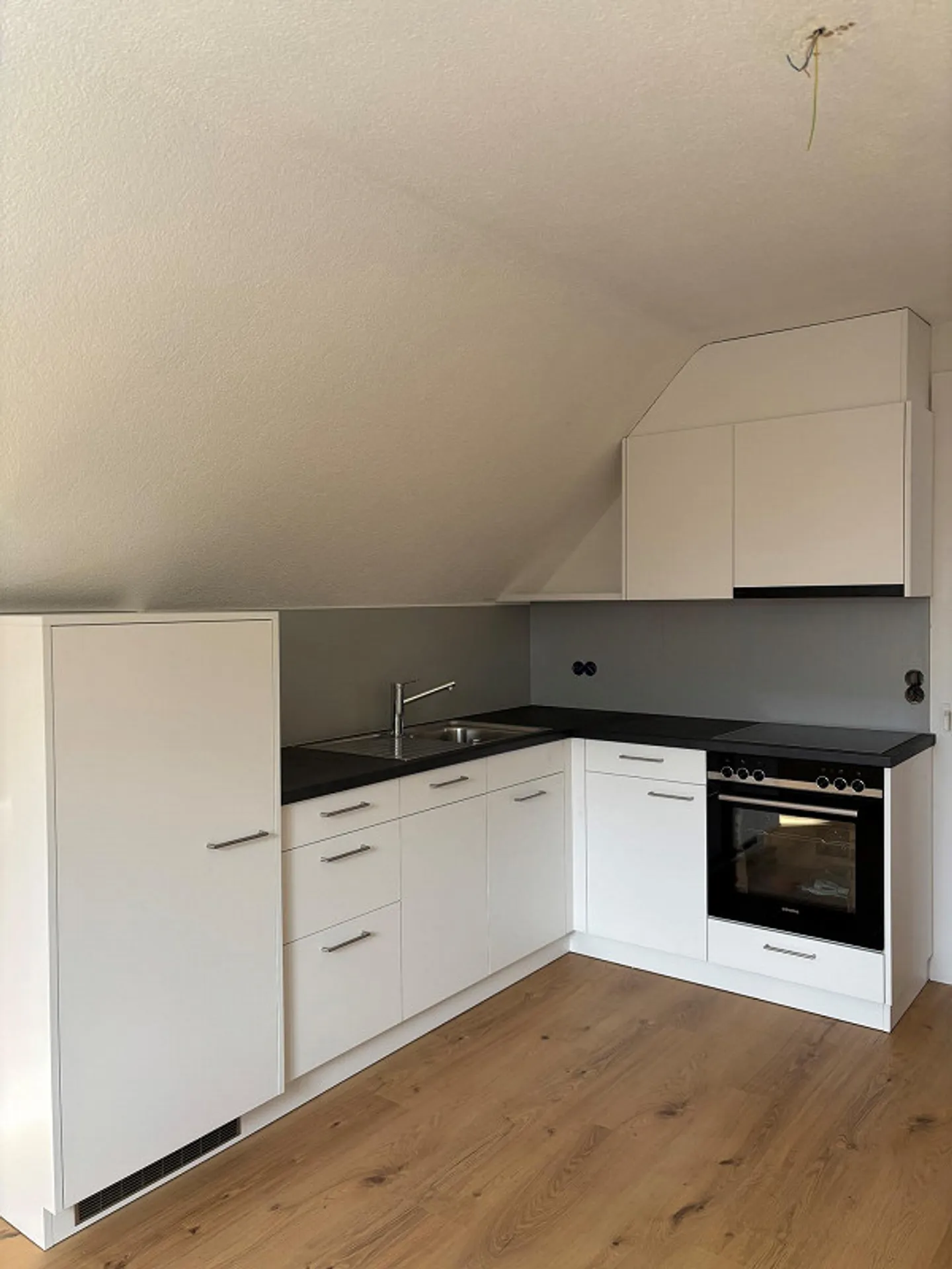 Zentrale 2.5-Zimmer-Wohnung in Thun - Foto 3 von 8