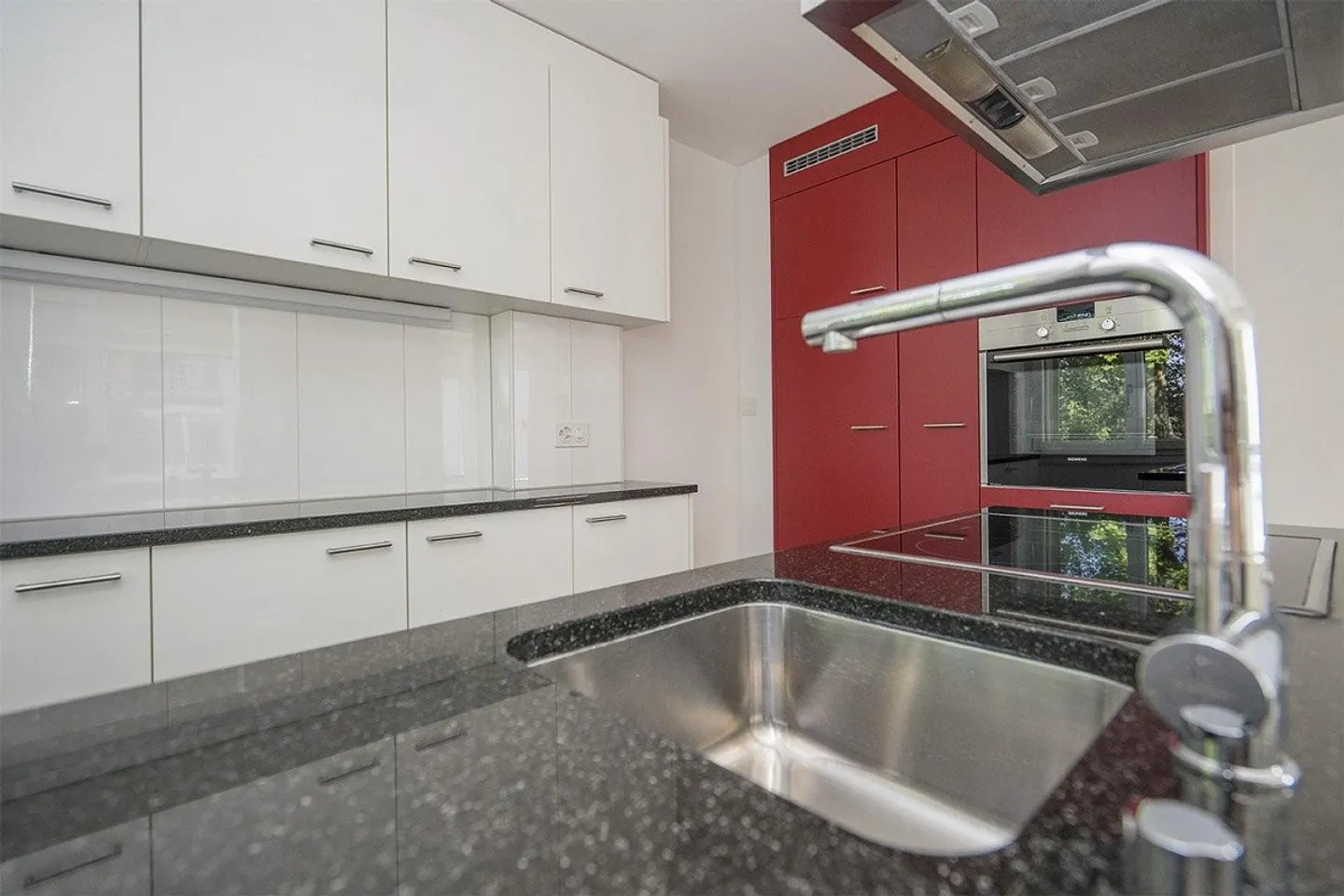 Charmante Wohnung in der Natur - Foto 3 von 12
