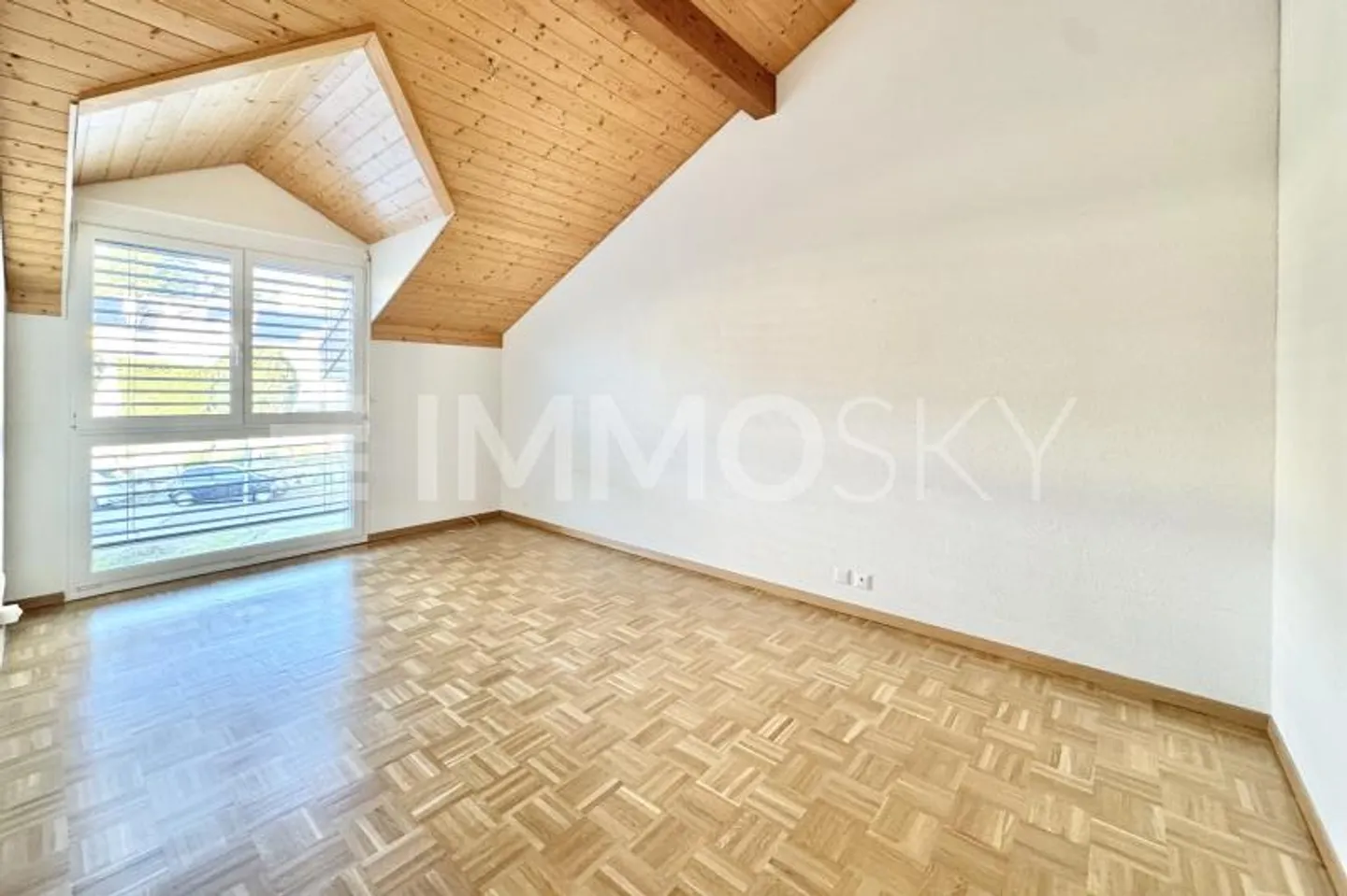 TOO LATE ALREADY RESERVED - 4.5 Room Apartment - Photo 4 of 6