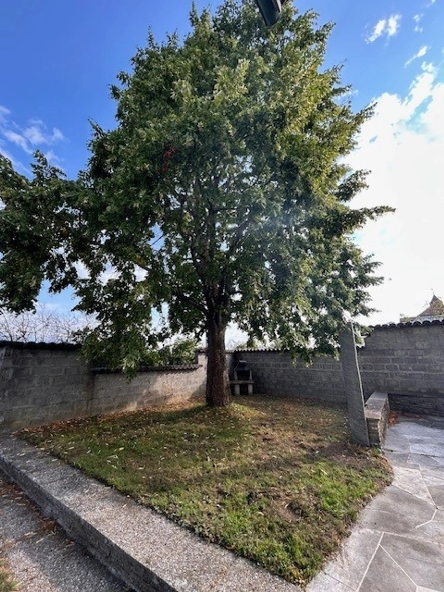 Charming duplex with 5.5 rooms - Photo 11 of 13