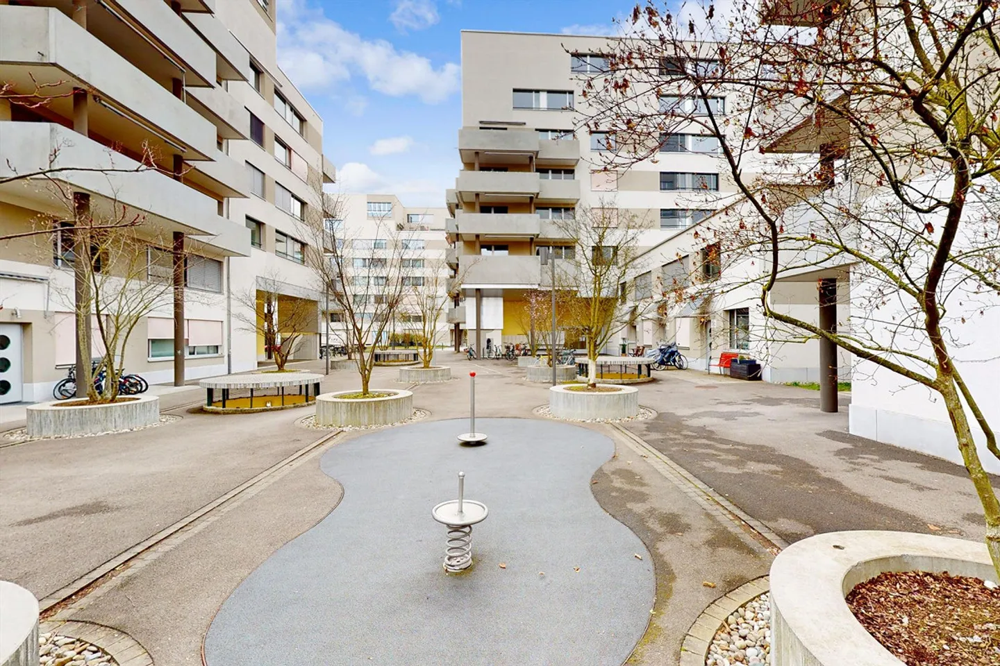 Apartment for rent - Photo 1 of 5