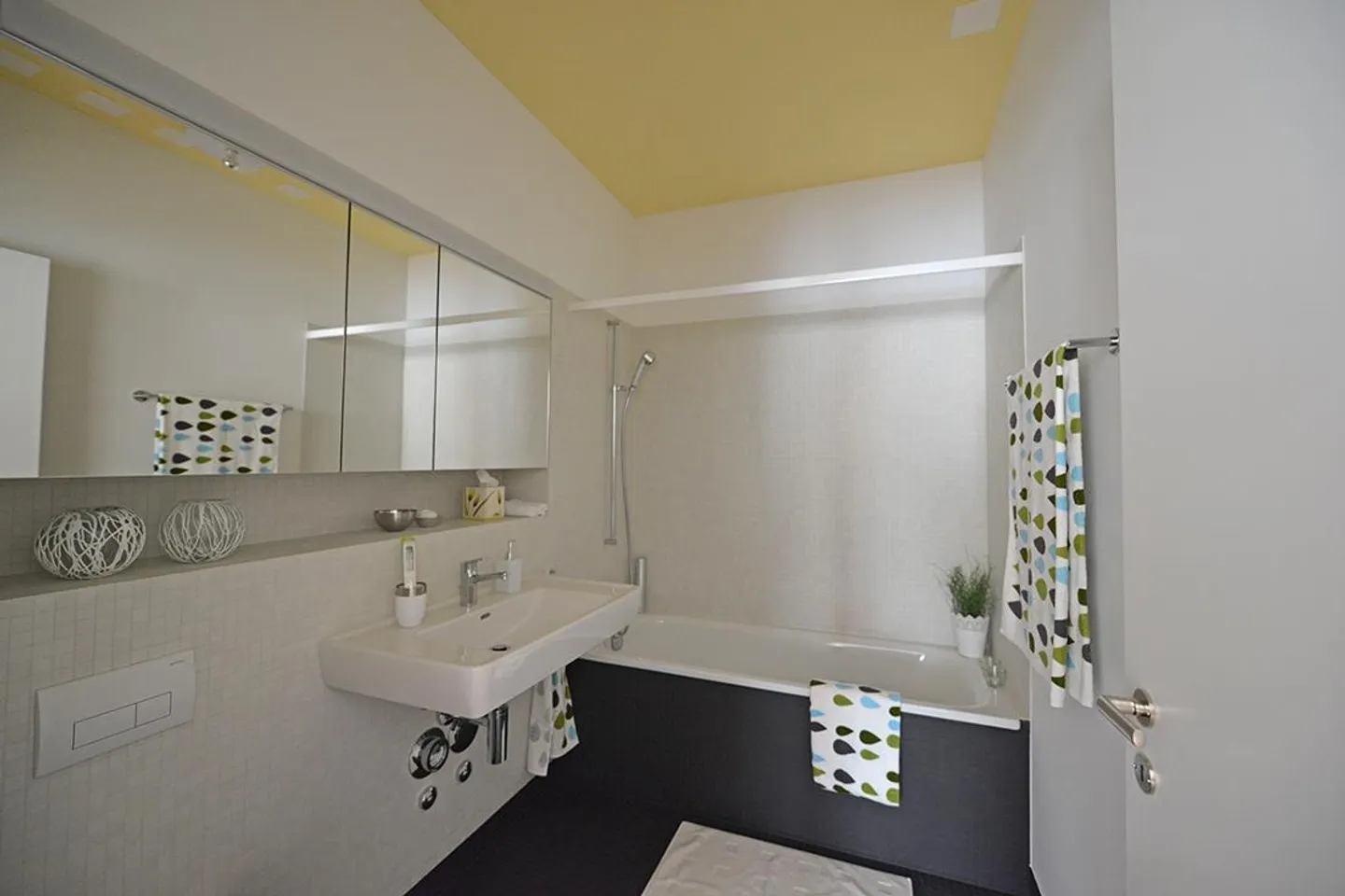 Apartment for rent - Photo 4 of 5