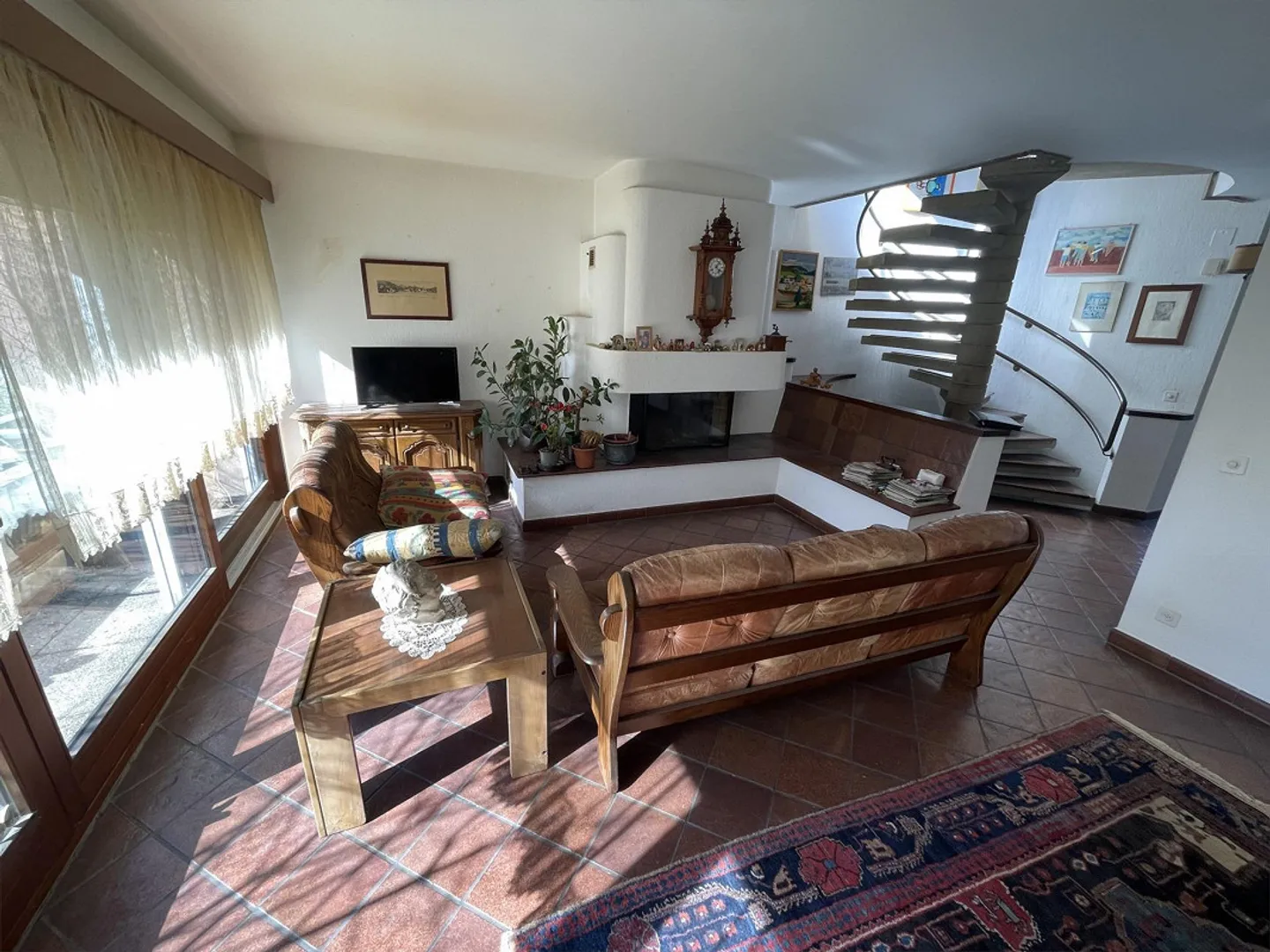 AMPIA CASA GEMELLA 5.5 CON GIARDINO - Foto 4 di 9
