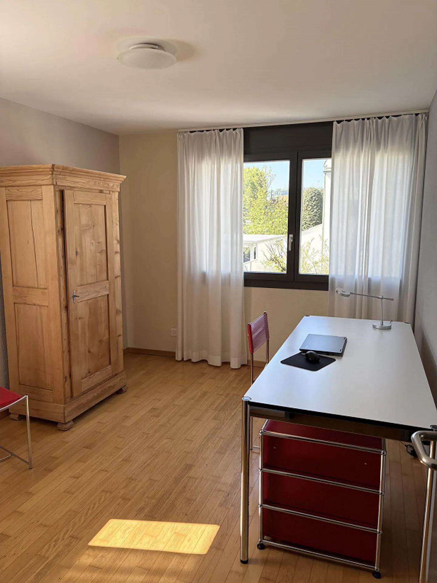 2 furnished rooms - Photo 2 of 3