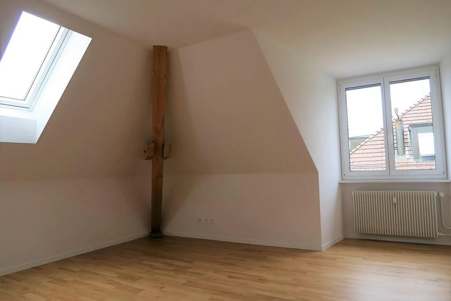 Appartamento attico originale e moderno con sala galleria - Foto 8 di 12