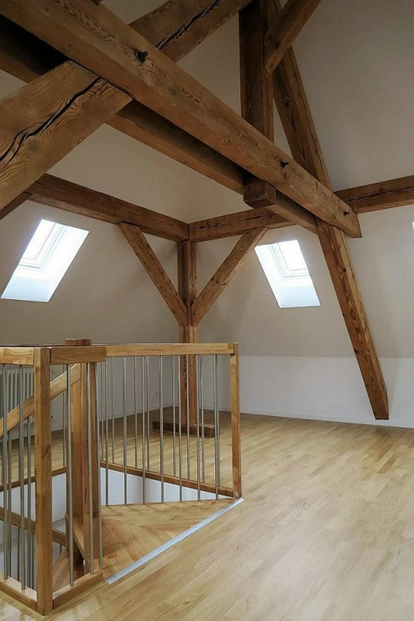 Appartamento attico originale e moderno con sala galleria - Foto 11 di 12