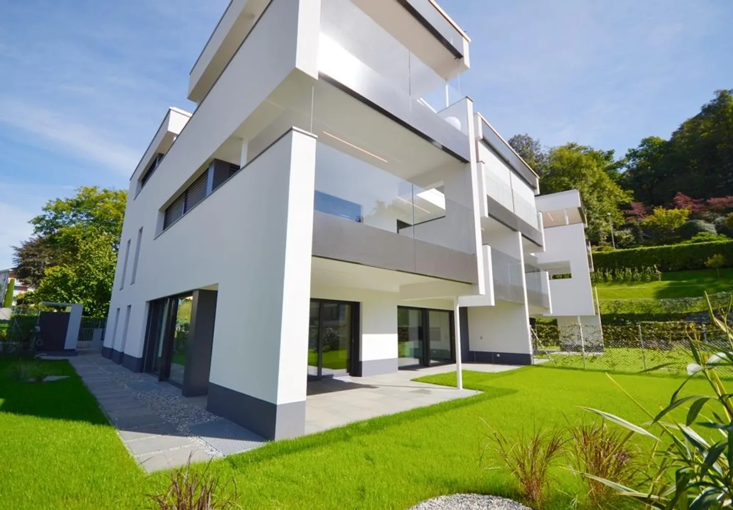 Montagnola, geräumige und moderne 4.5-Zimmer-Wohnung mit privatem Garten - Foto 16 von 20