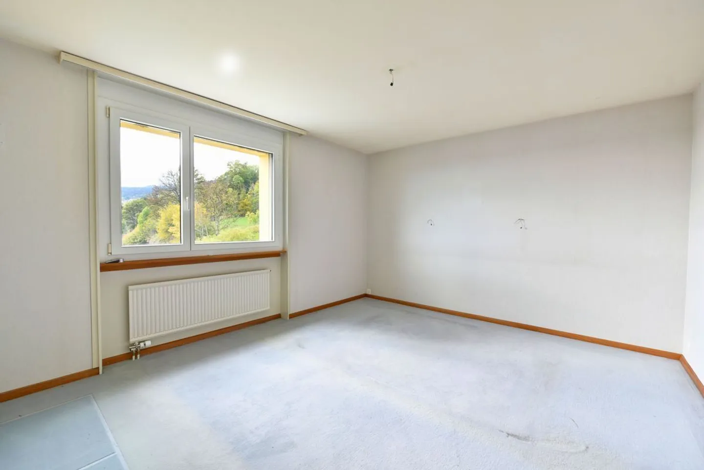 Helle 4,5-Zimmer-Wohnung mit Balkon und Parkplatz - Foto 5 von 6