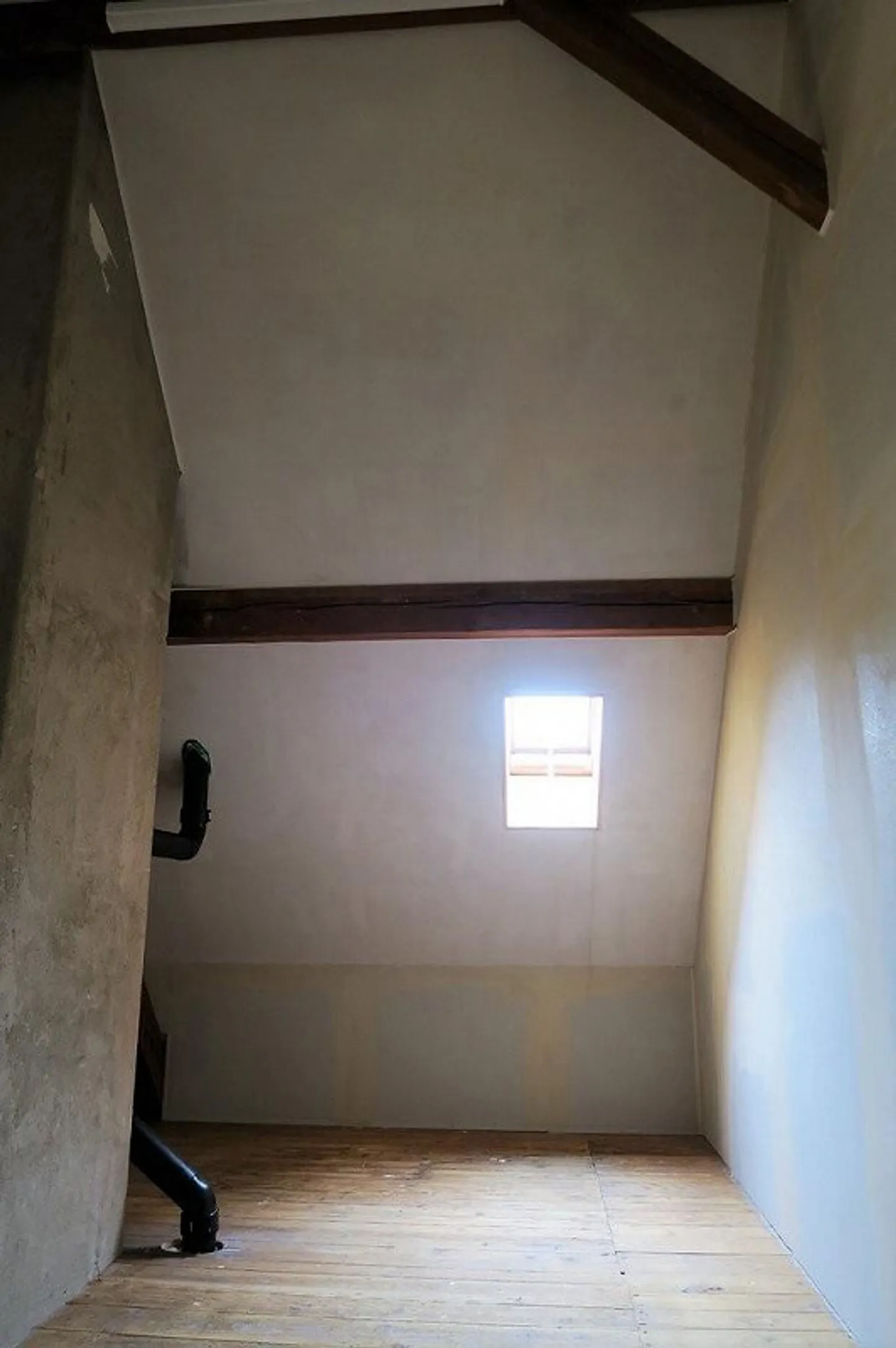 Appartamento attico originale e moderno con sala galleria - Foto 12 di 12