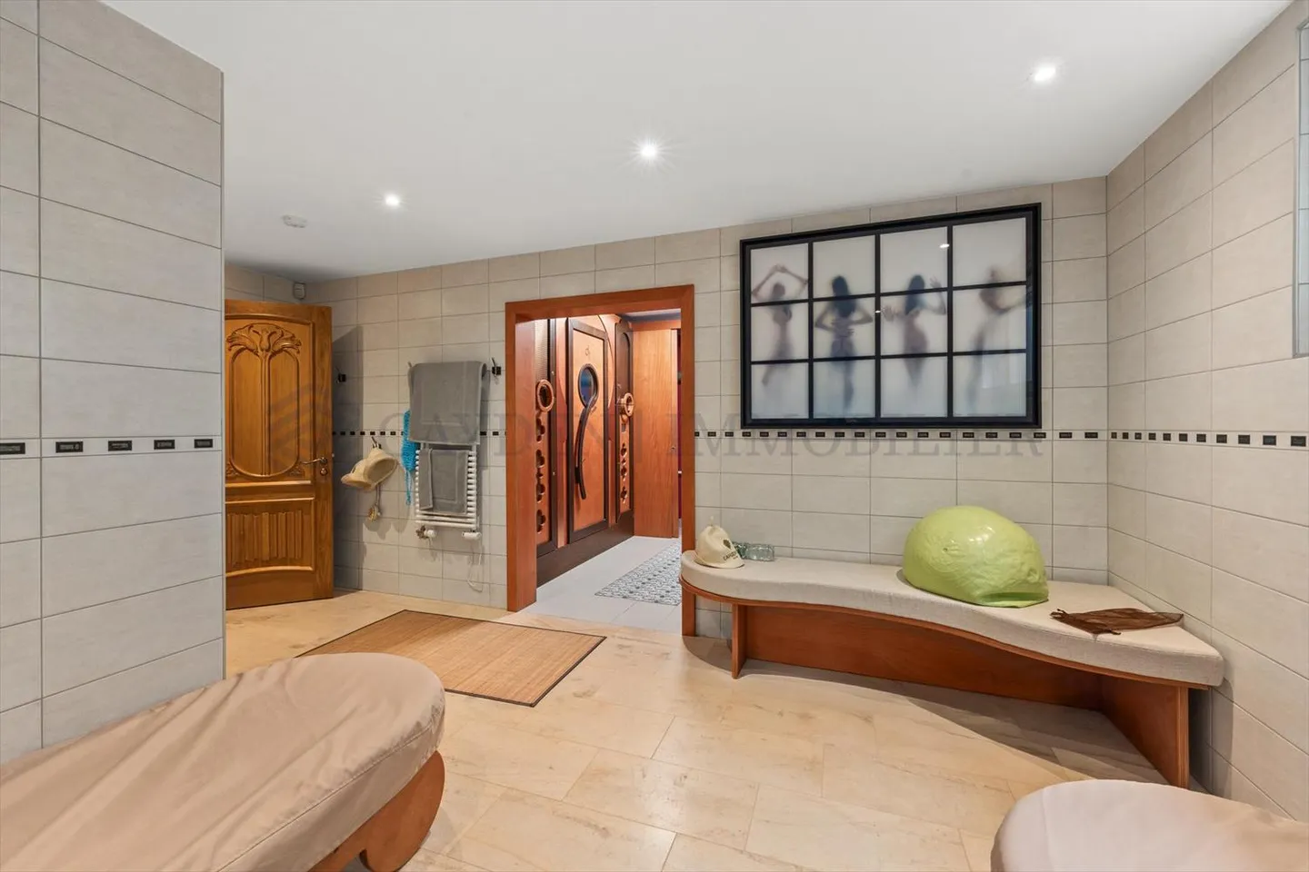 Villa di Eccezione con Piscina e Casa della Piscina - Foto 12 di 13