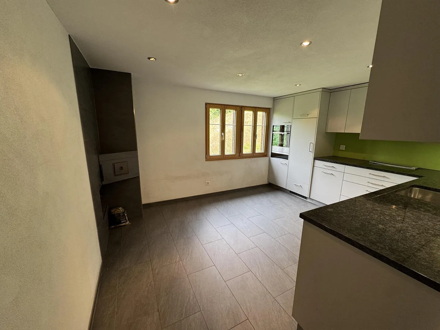 House section - ideal for families with space needs - Photo 3 of 14
