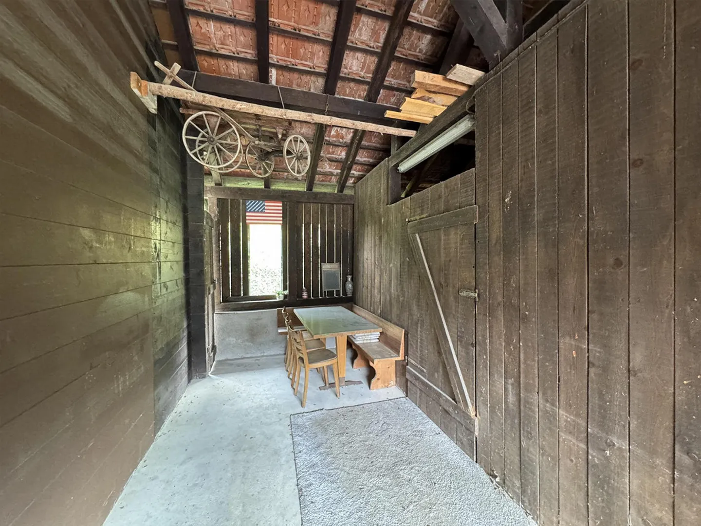 House section - ideal for families with space needs - Photo 9 of 14