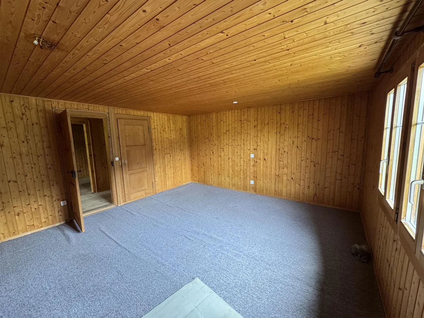 House section - ideal for families with space needs - Photo 8 of 14