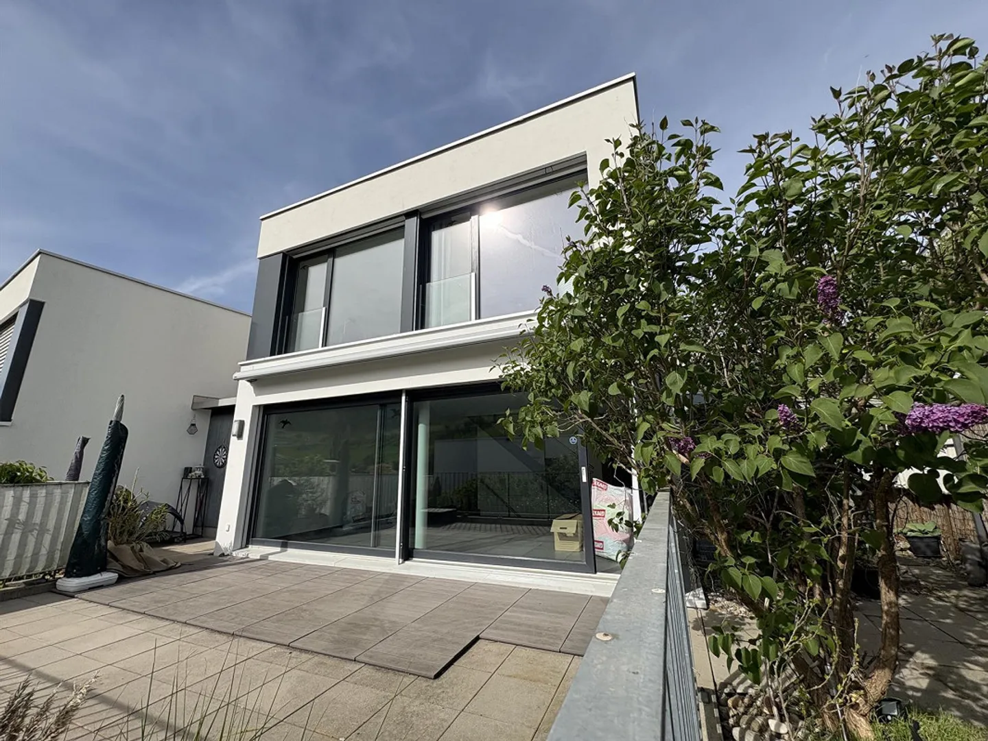 Maison individuelle moderne de 5,5 pièces au standard Minergie à Ar - Photo 1 sur 14