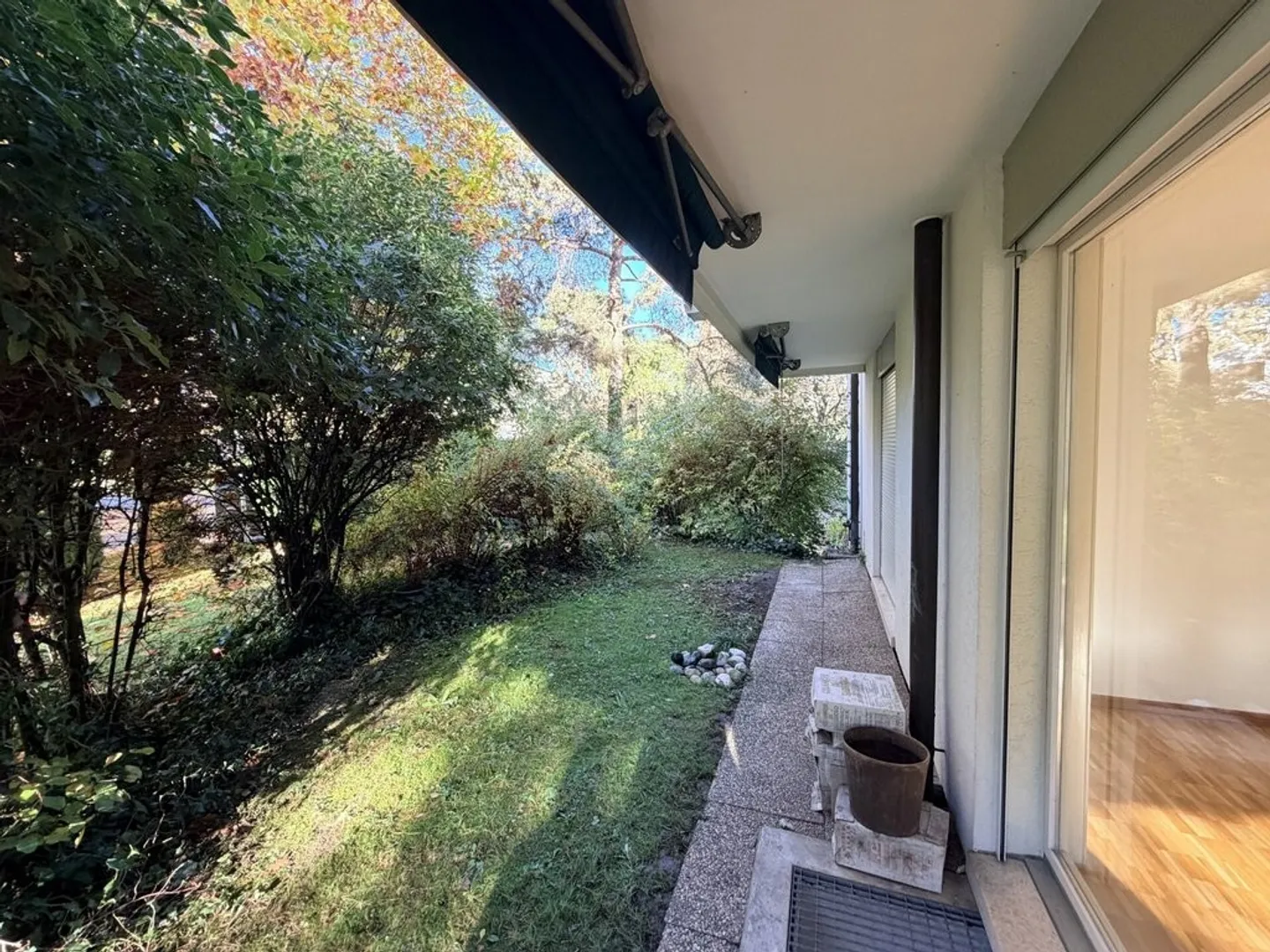 Geräumige 4,5 Zimmer mit Terrasse in St-Sulpice - Foto 10 von 11