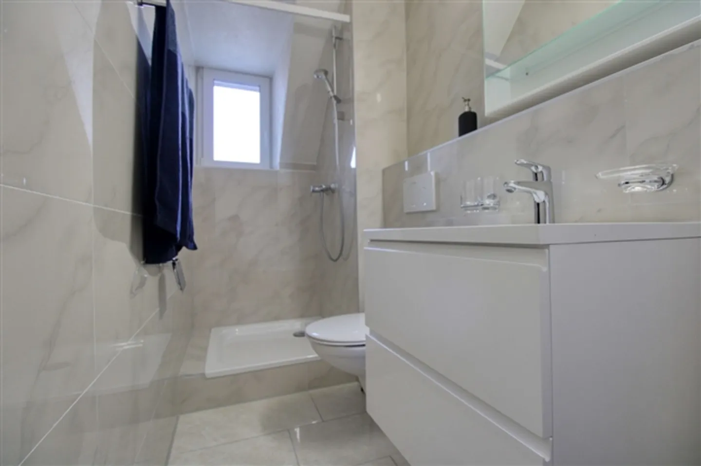 Möbliertes WG-Zimmer in Zürich - Foto 10 von 11