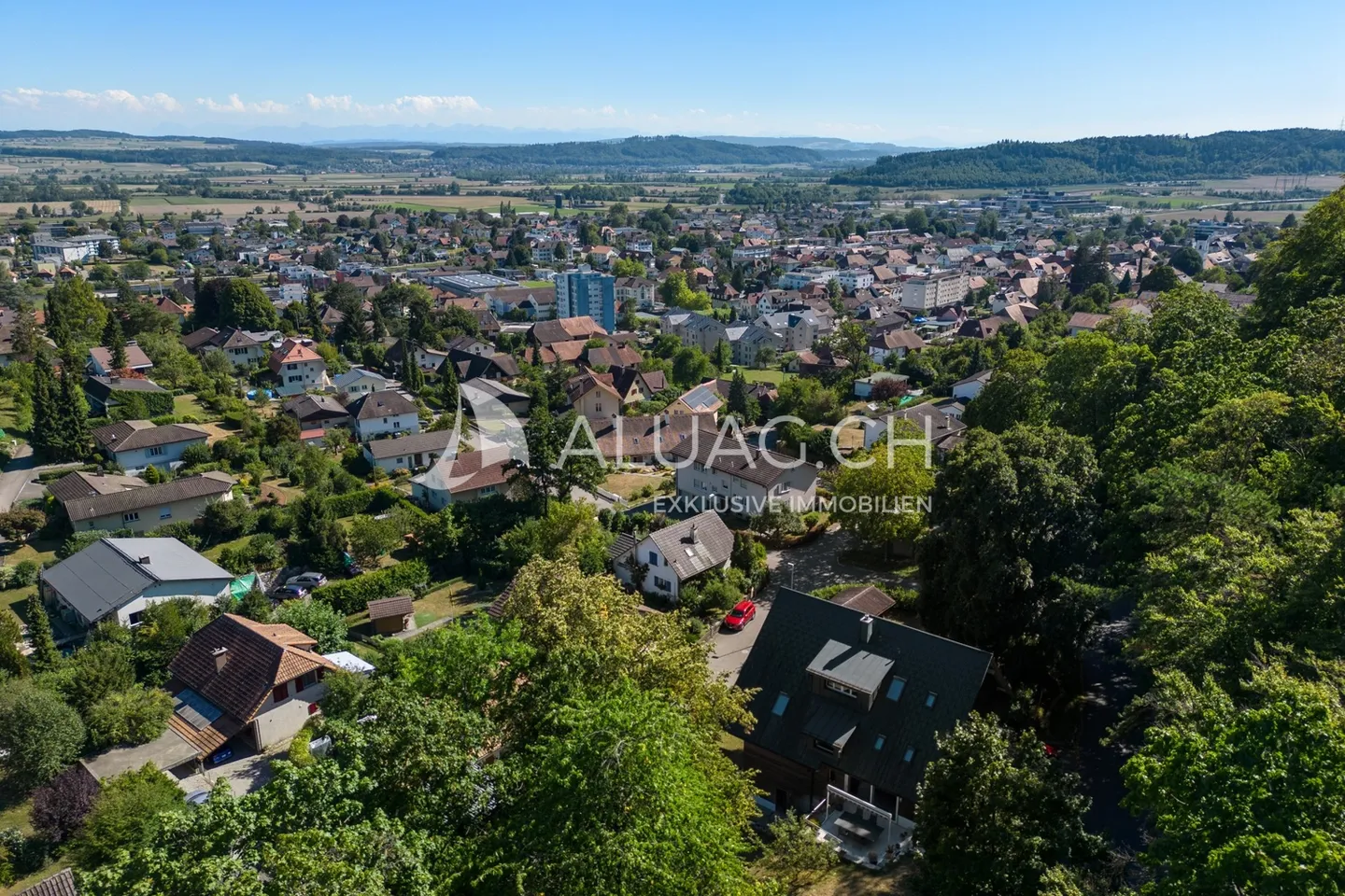 IDYLL WITH GARDEN IN THE CENTER OF LENGNAU - Photo 3 of 12