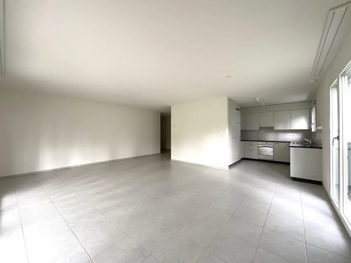 Attraktive 4-Zimmerwohnung im Grünen, Nähe Olten zu vermieten - Foto 8 von 11