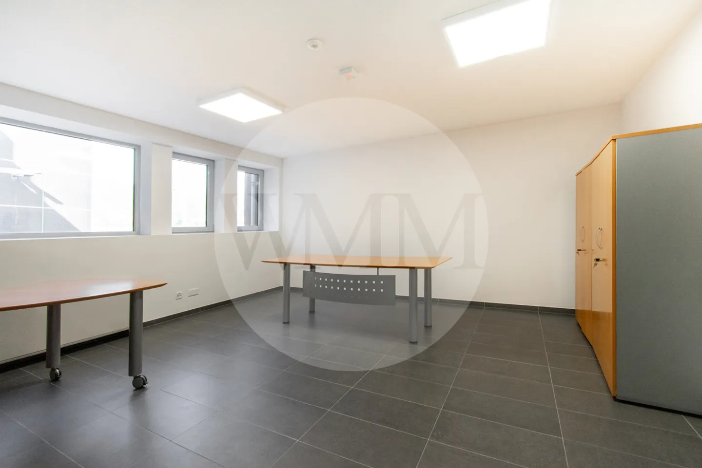 Spacious Furnished Office in a Strategic Location - Photo 2 of 9