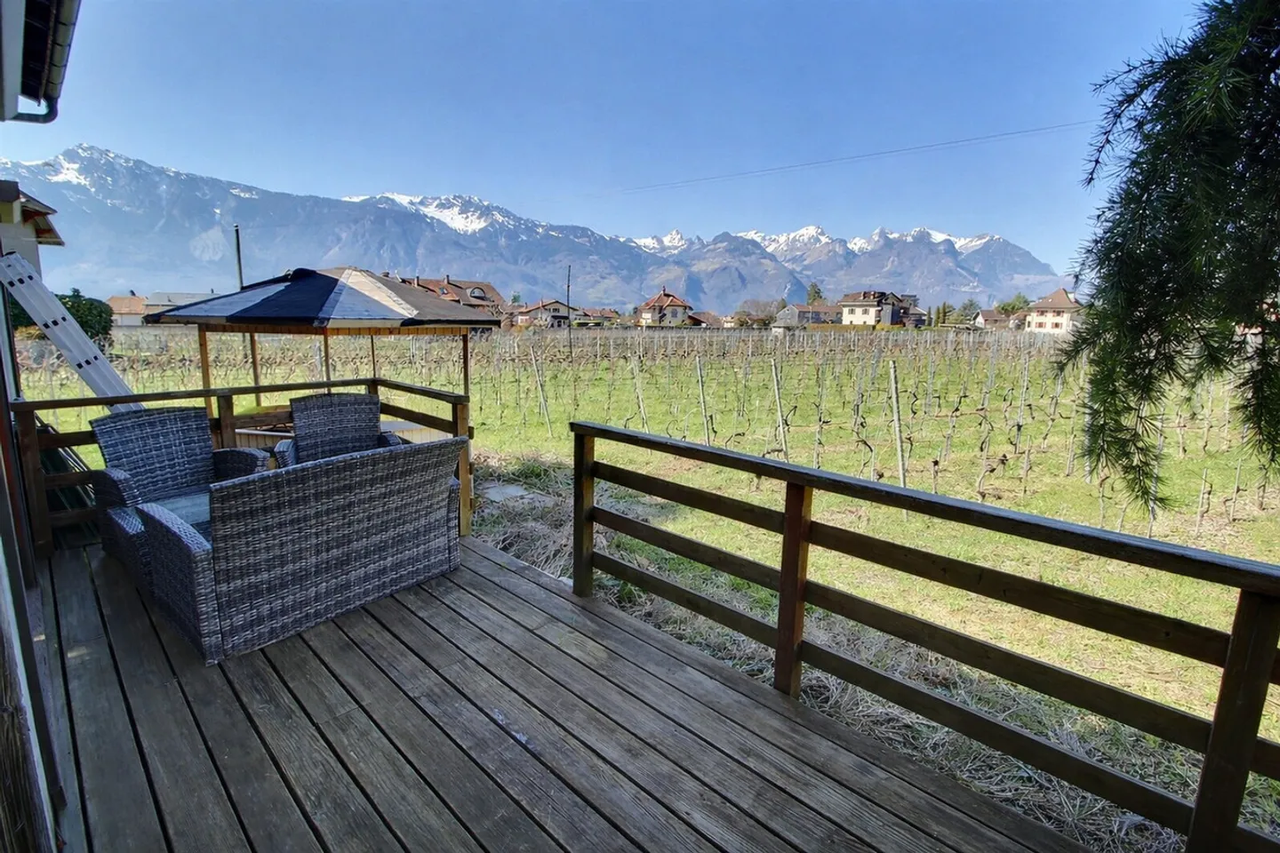 House in occupied life annuity without rent limited to 10 years - Photo 1 of 9