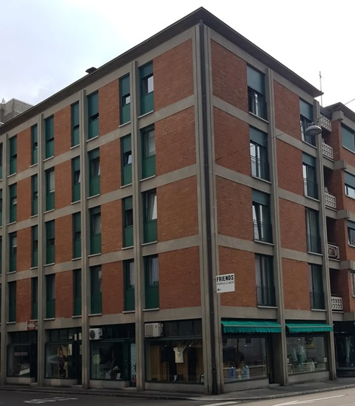 Parking space in the underground garage - Photo 1 of 1