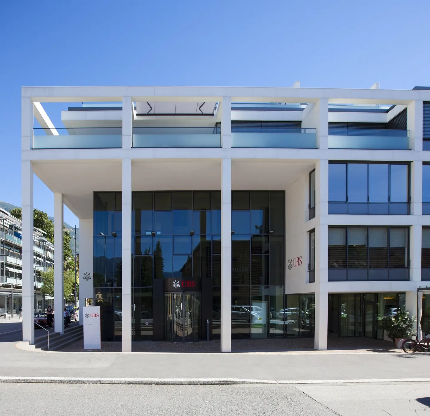 In the center of Ascona - Commercial space for rent - Photo 2 of 3