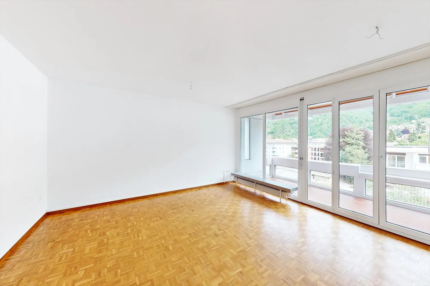 Practical 3.5 rooms with a view - Photo 7 of 11