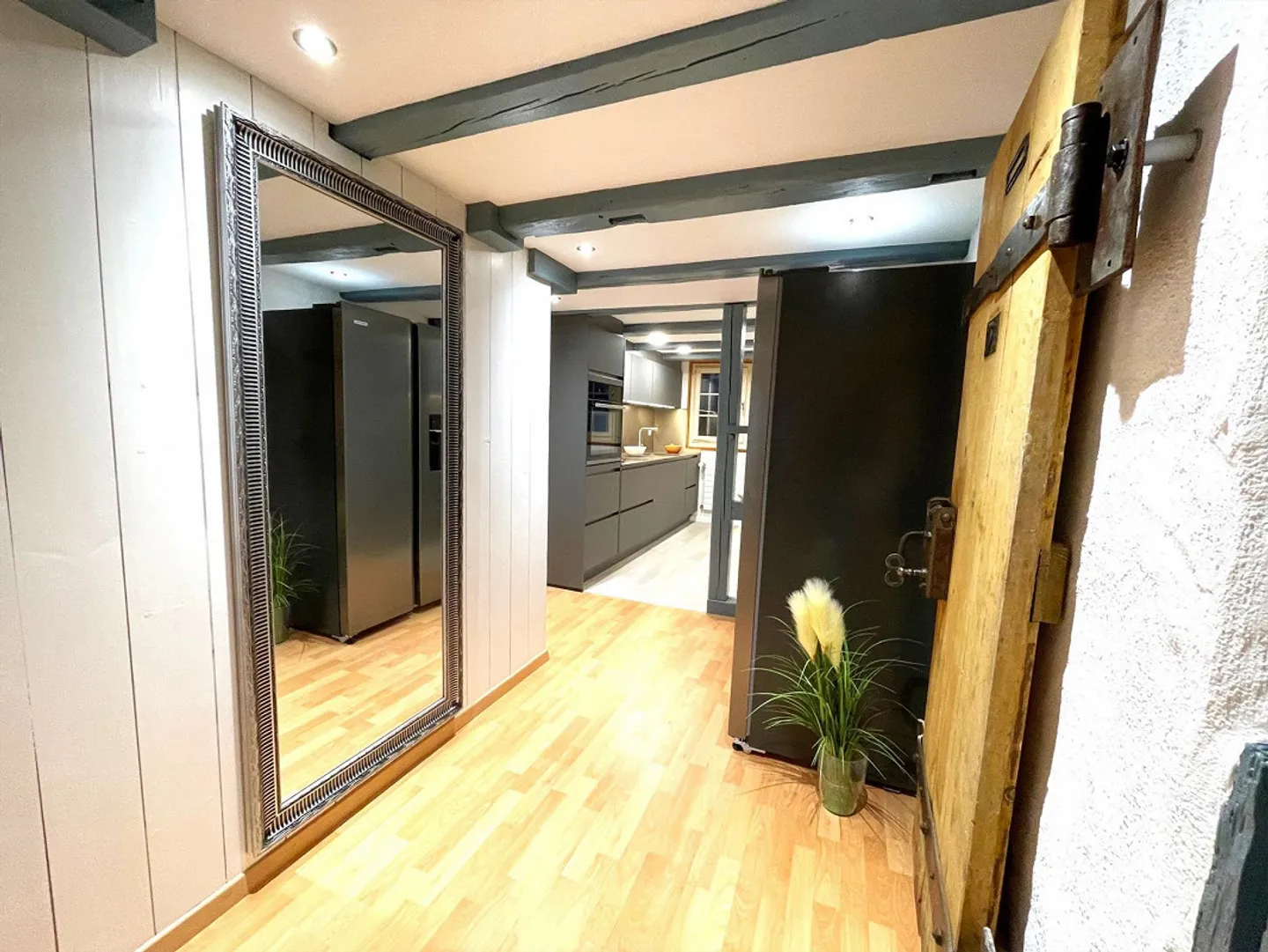 Comfortable, antique maisonette apartment in the heart of Altstätten - Photo 1 of 27