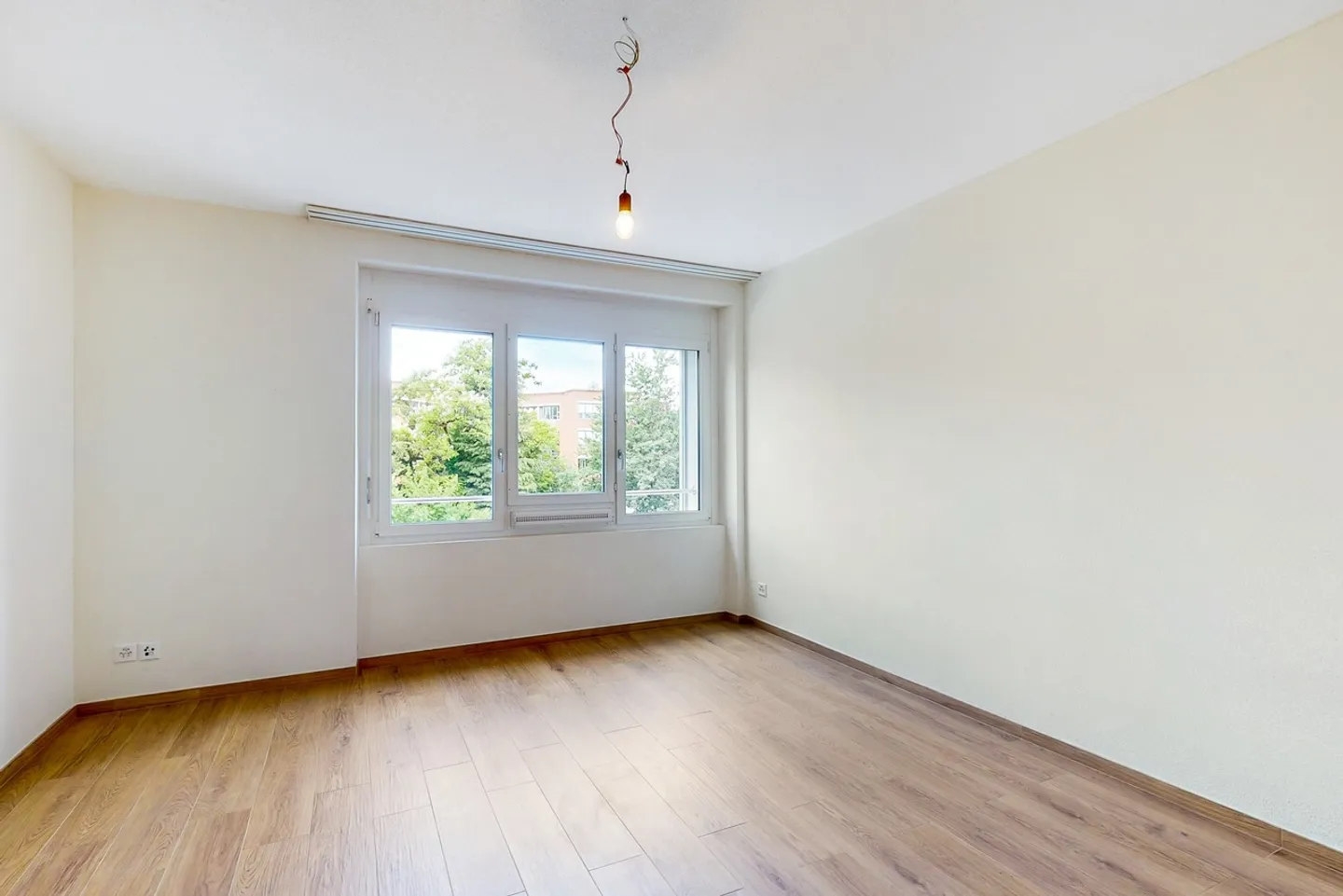 Studio à louer - Photo 3 sur 5