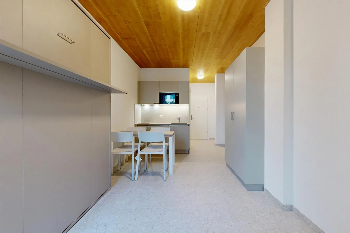 Un monolocale arredato - Buono TL di CHF 300.00 offerto! - Foto 4 di 7