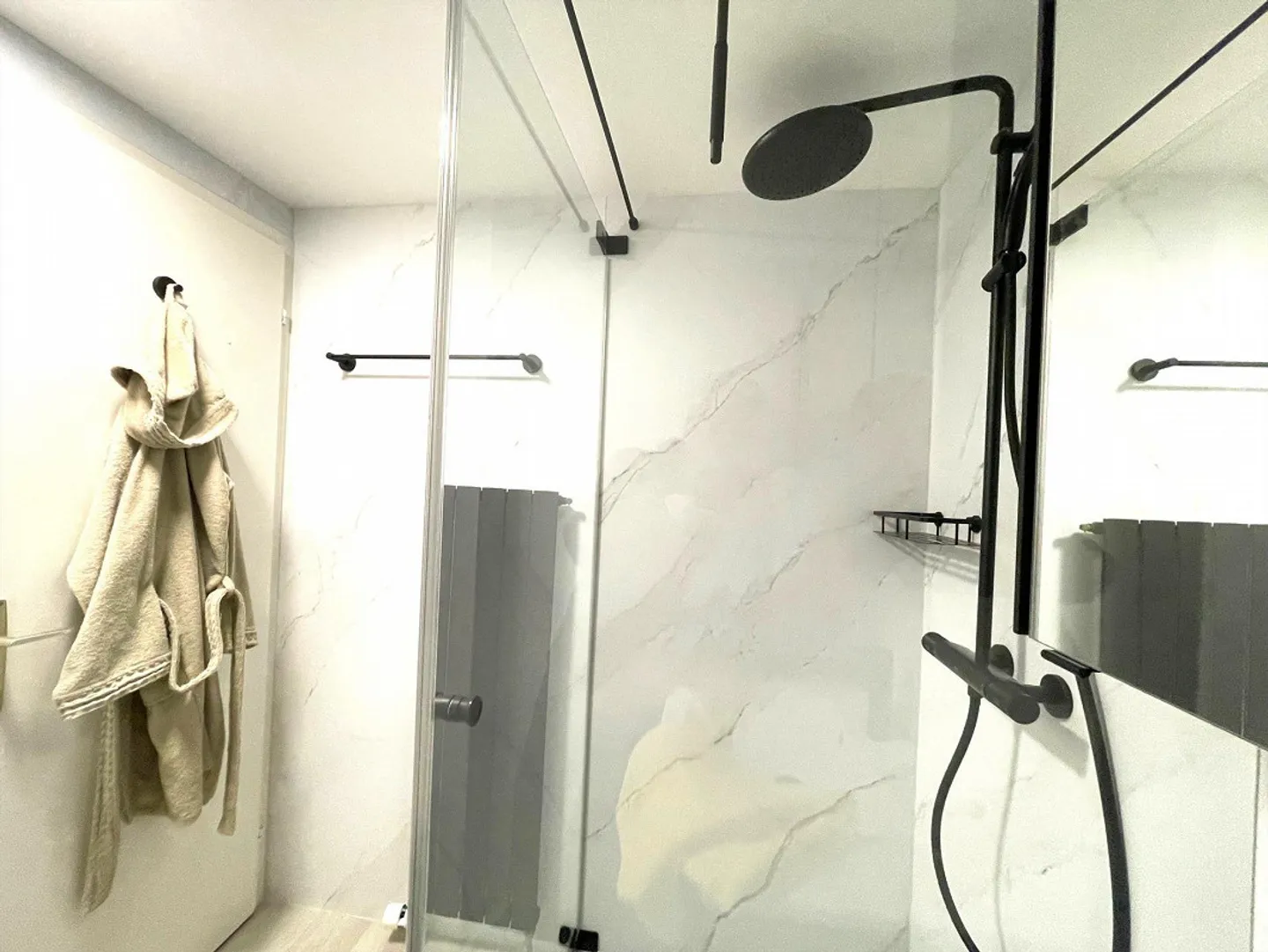 Comfortable, antique maisonette apartment in the heart of Altstätten - Photo 13 of 27