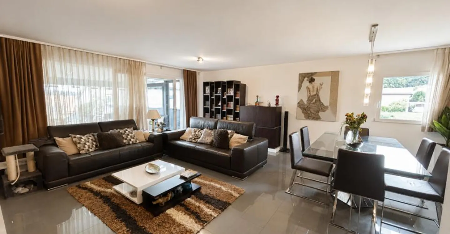 Reihenhaus mit 5,5 Zimmern - Foto 7 von 11