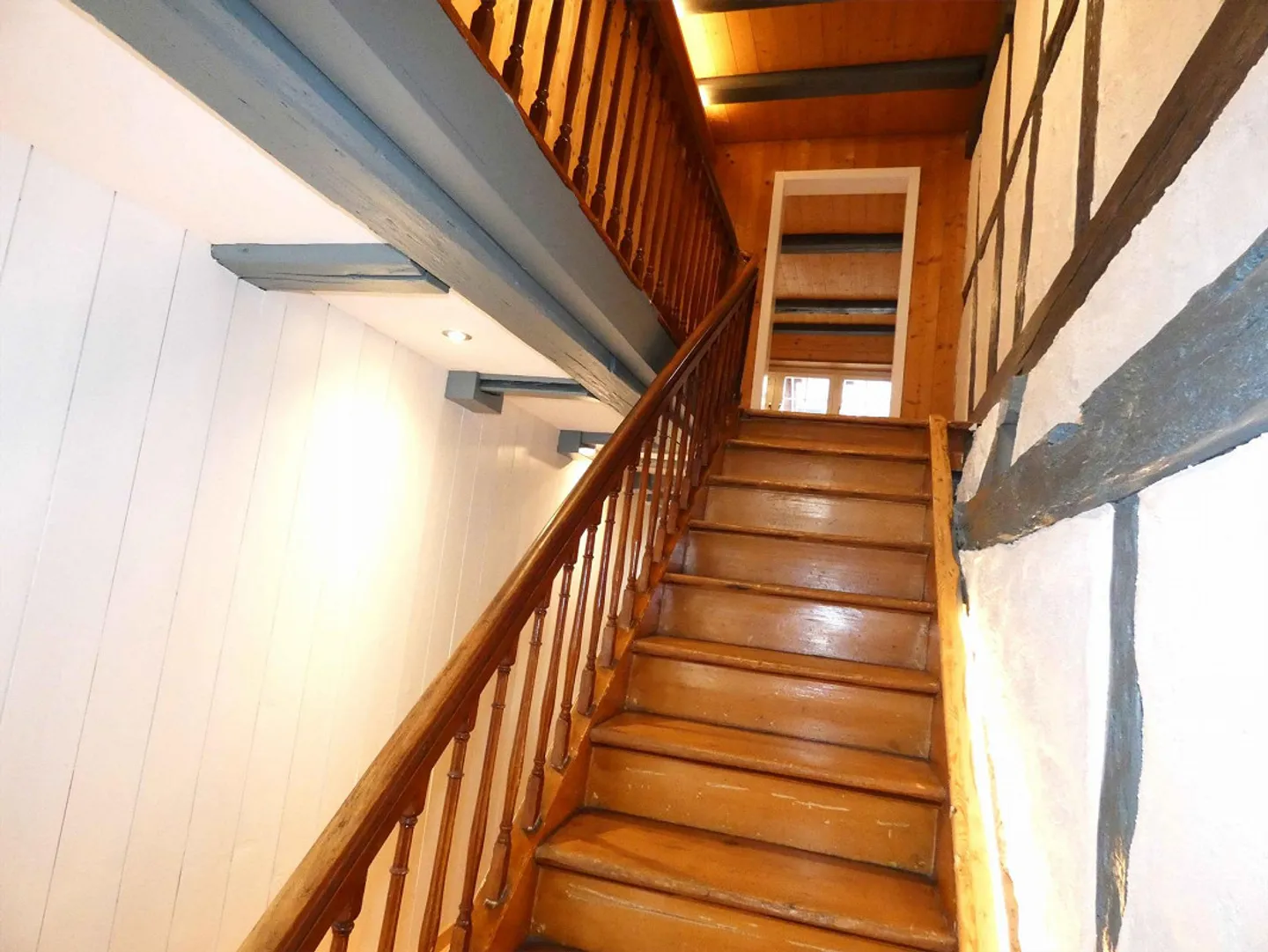 Comfortable, antique maisonette apartment in the heart of Altstätten - Photo 19 of 27