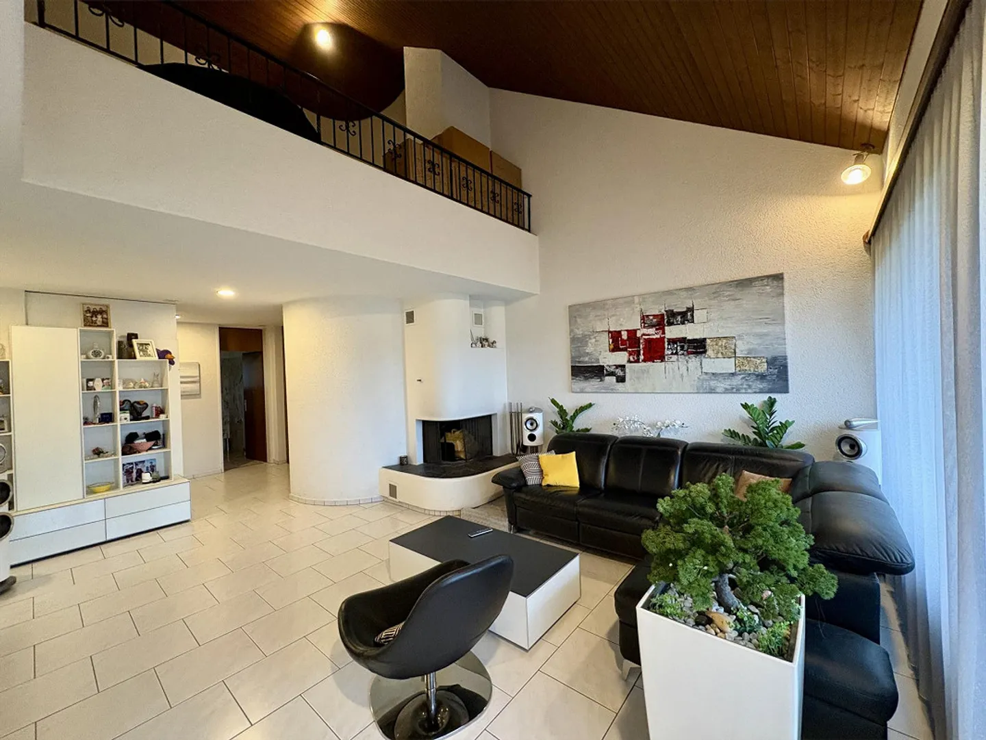 Appartamento duplex di 4,5 locali al 2° piano con balcone - Foto 2 di 13
