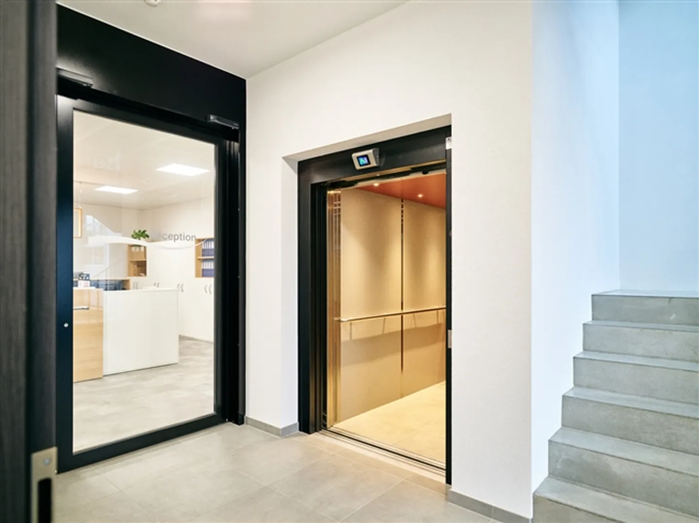 «Neue Büros mit 63,5 m² oder 130 m² im Zentrum der französischsprachigen Schweiz» - Foto 2 von 11