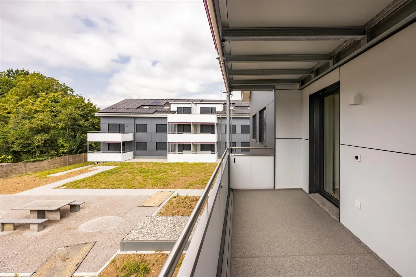 Une maison à tomber amoureux! - Photo 1 sur 12