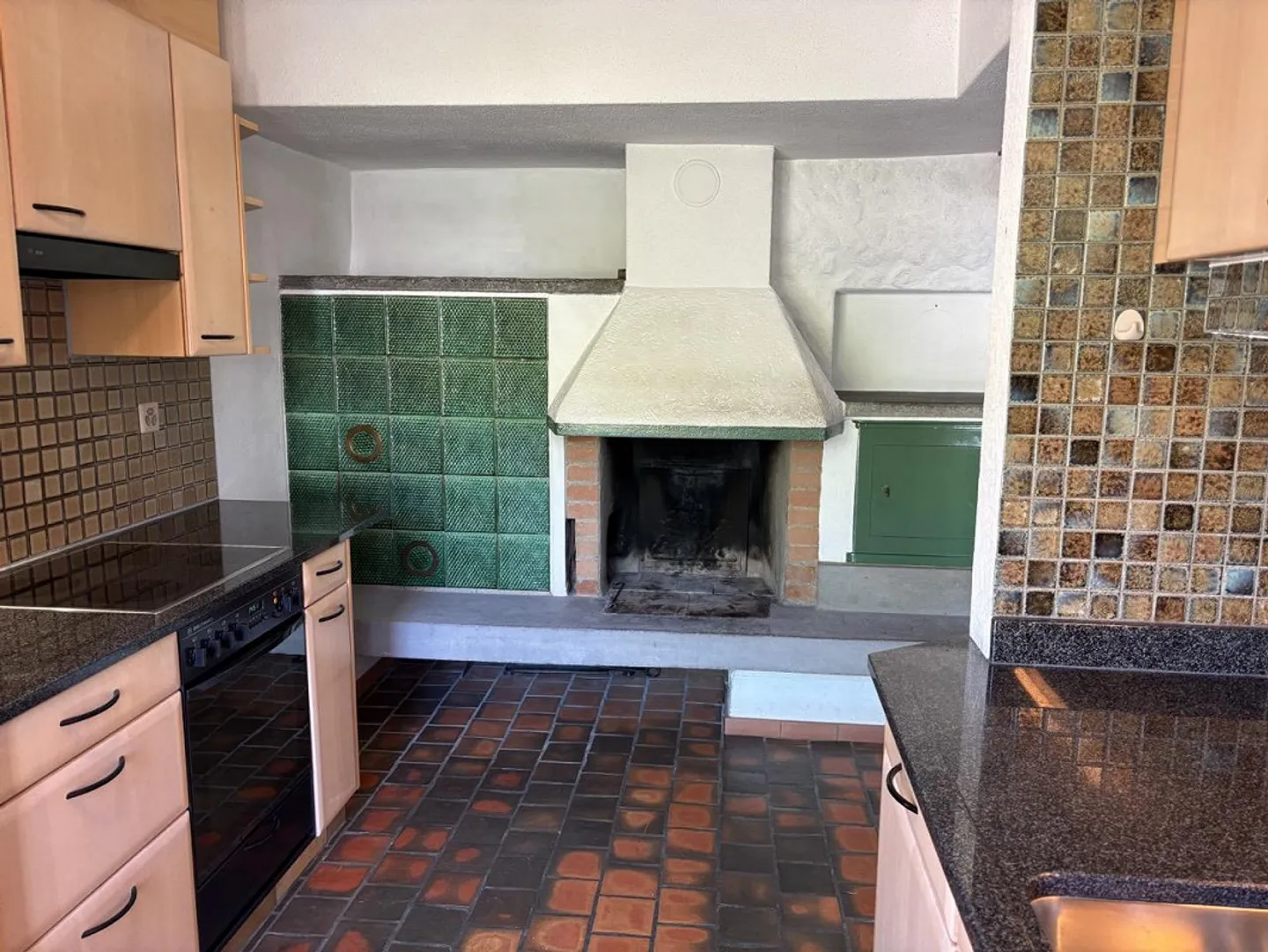 6 Room House Section for Sale in Oberweningen - Photo 4 of 13