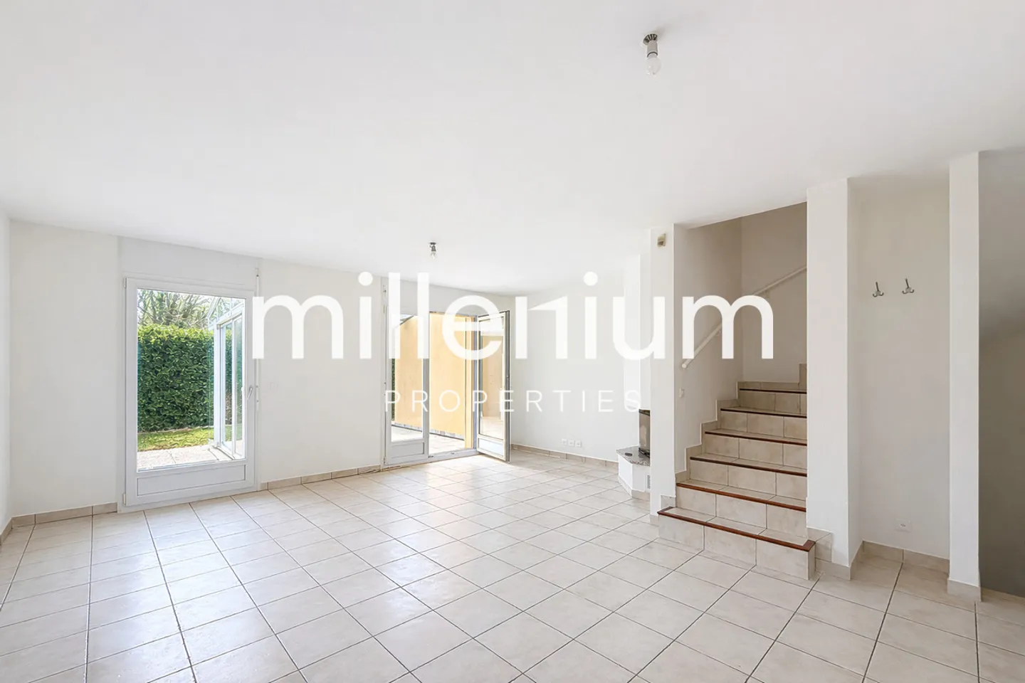 Casa familiare con giardino a Bellevue - Foto 4 di 15