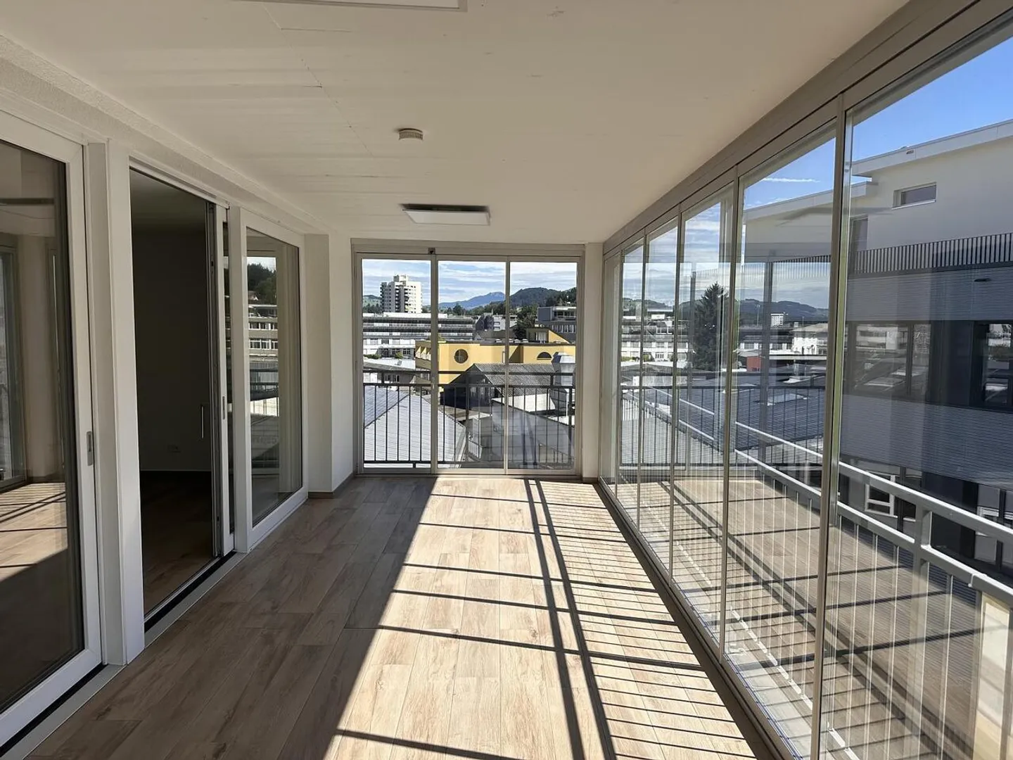 Bureau à louer - Photo 5 sur 6