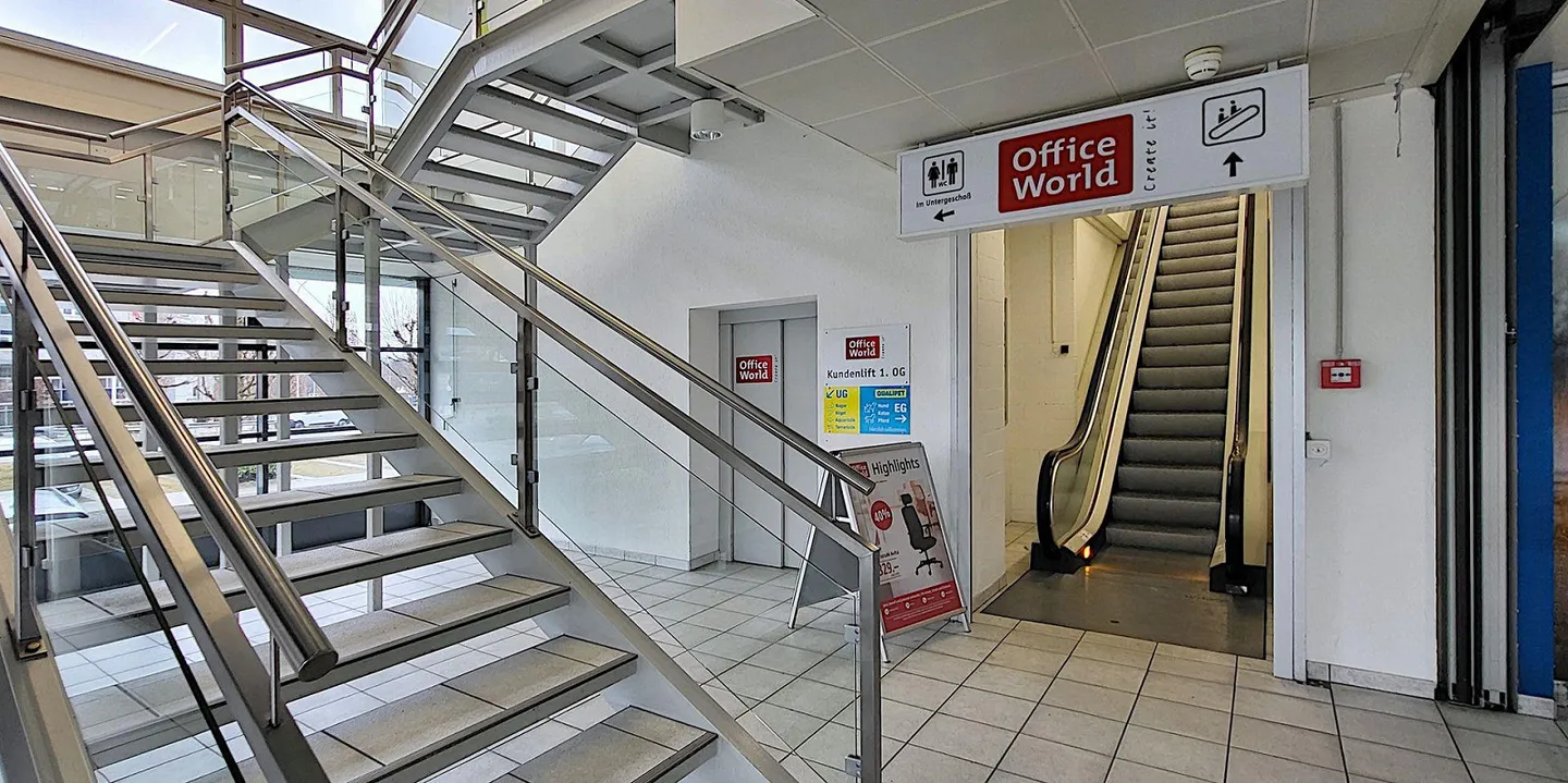 Spazio commerciale attraente in un quartiere emozionante - Foto 7 di 9