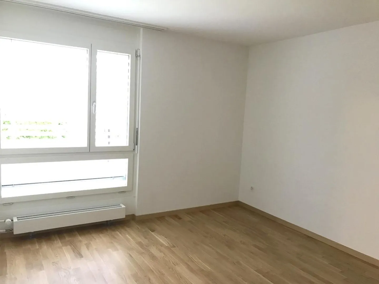 Helle 4.5 Zimmer Wohnung im Erdgeschoss - Foto 11 von 12