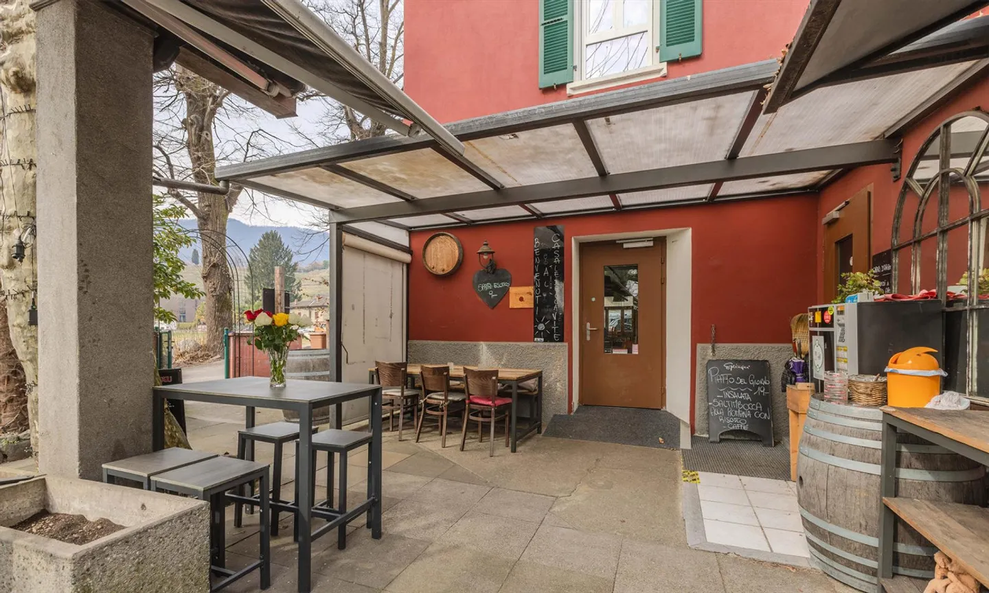 OPPORTUNITÀ UNICA - B&B E RISTORANTE A MAGLIASO - Foto 2 di 9